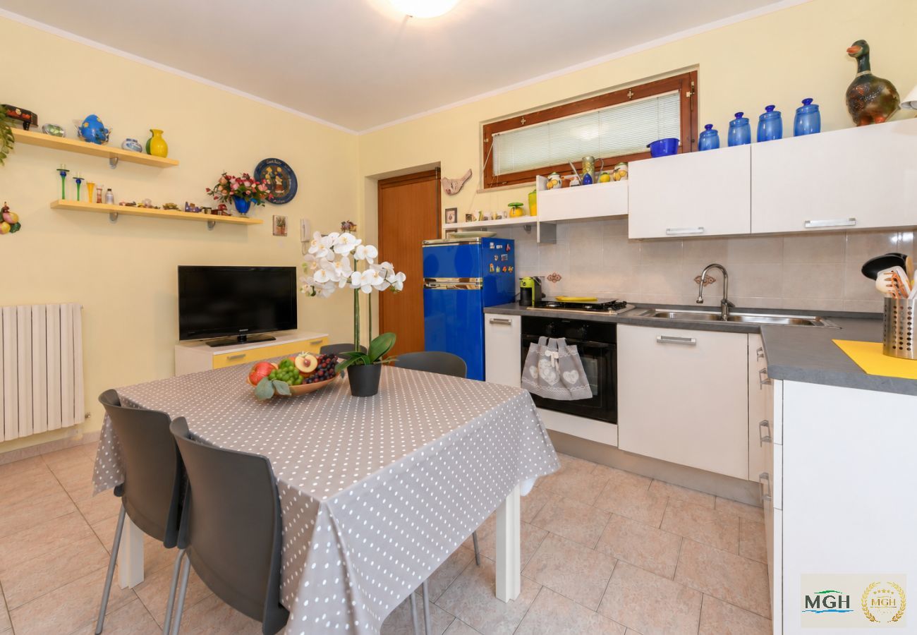 Apartment in Manerba del Garda - MGH- Garda Bloom Family Stay Manerba