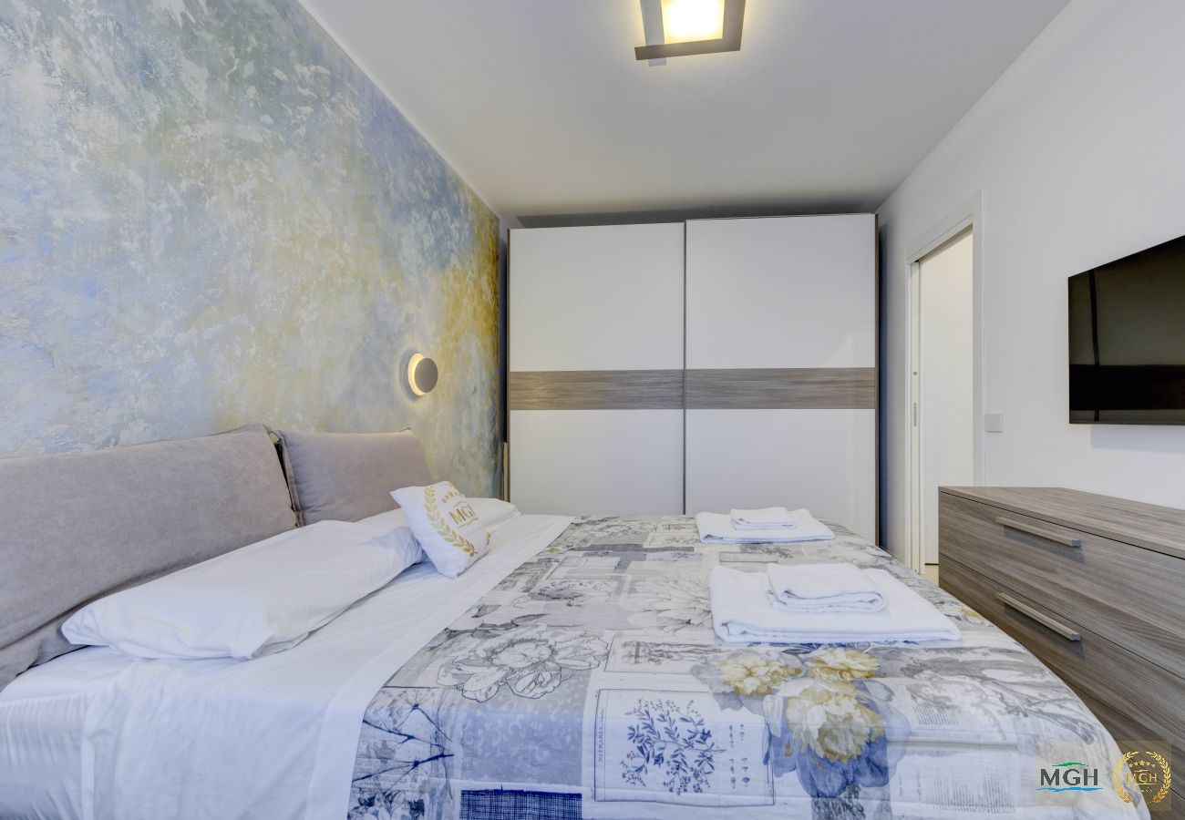 Apartment in Peschiera del Garda - Opalia Residence - Casa Iris