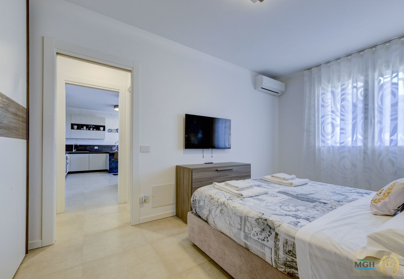 Apartment in Peschiera del Garda - Opalia Residence - Casa Iris