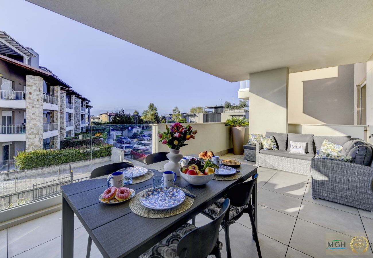 Apartment in Peschiera del Garda - Opalia Residence - Casa Iris