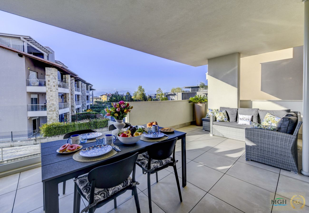 Apartment in Peschiera del Garda - Opalia Residence - Casa Iris