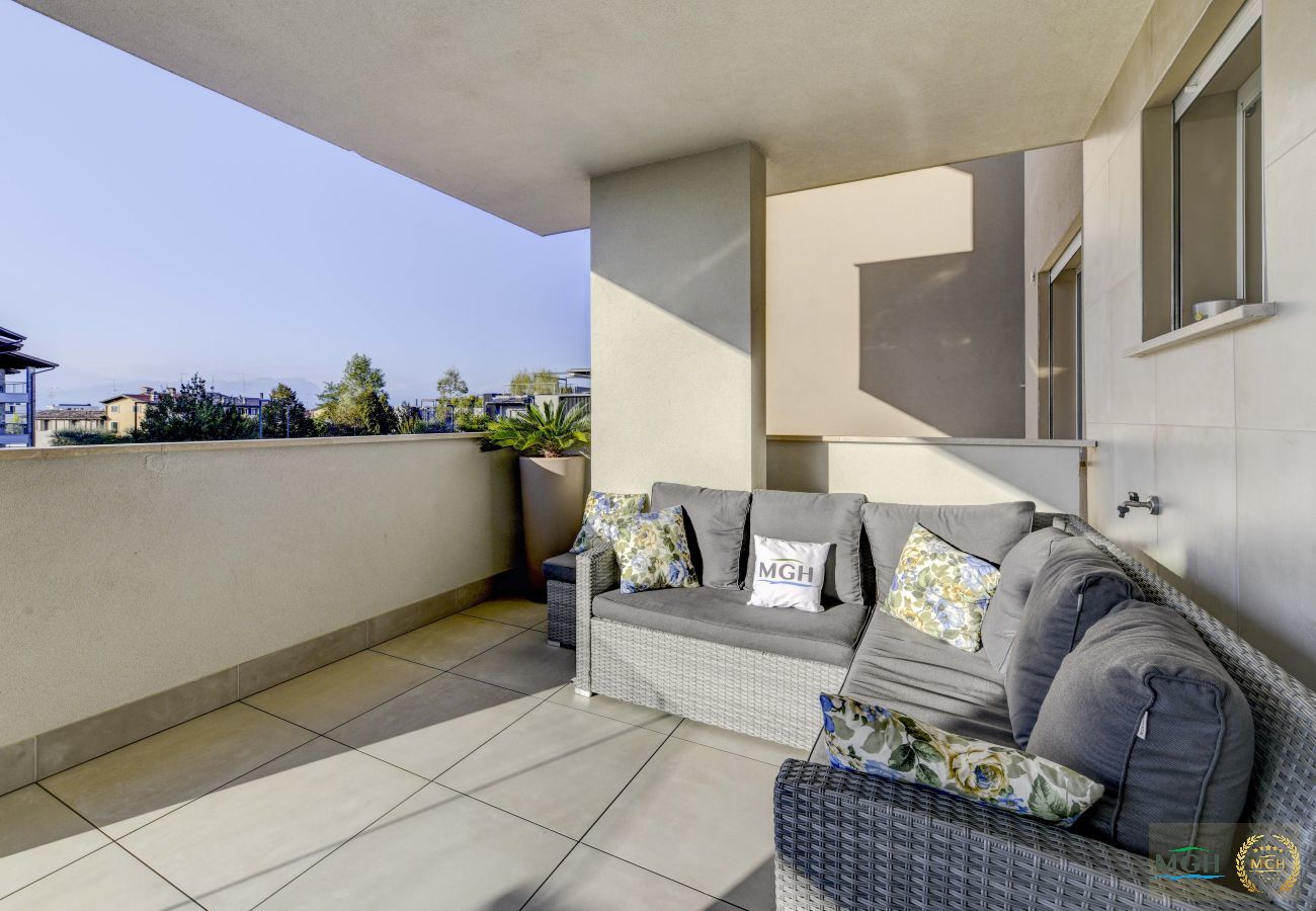 Apartment in Peschiera del Garda - Opalia Residence - Casa Iris
