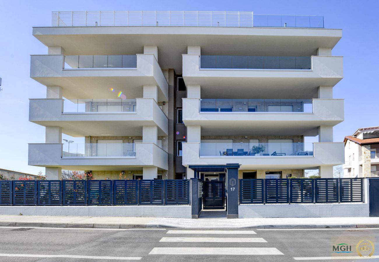Apartment in Peschiera del Garda - Opalia Residence - Casa Iris