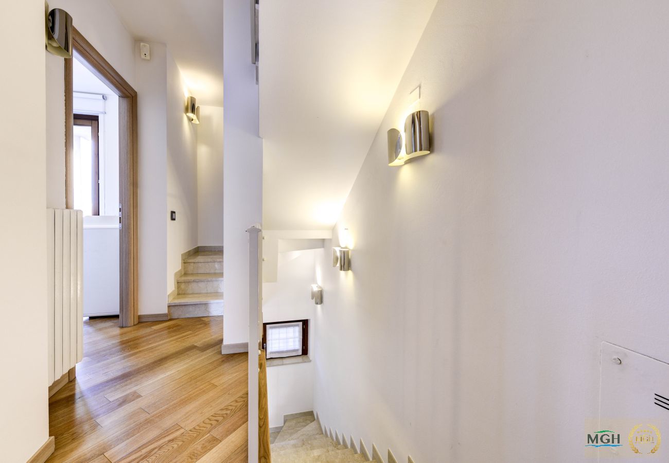 Chalet in Desenzano del Garda - MGH Luxury - Villa Amelie Private Pool & Spa