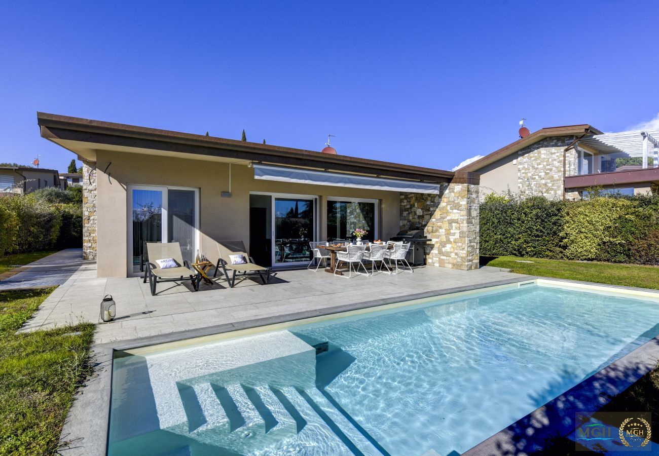 Villa in Moniga del Garda - MGH Luxury - Villa Belvedere