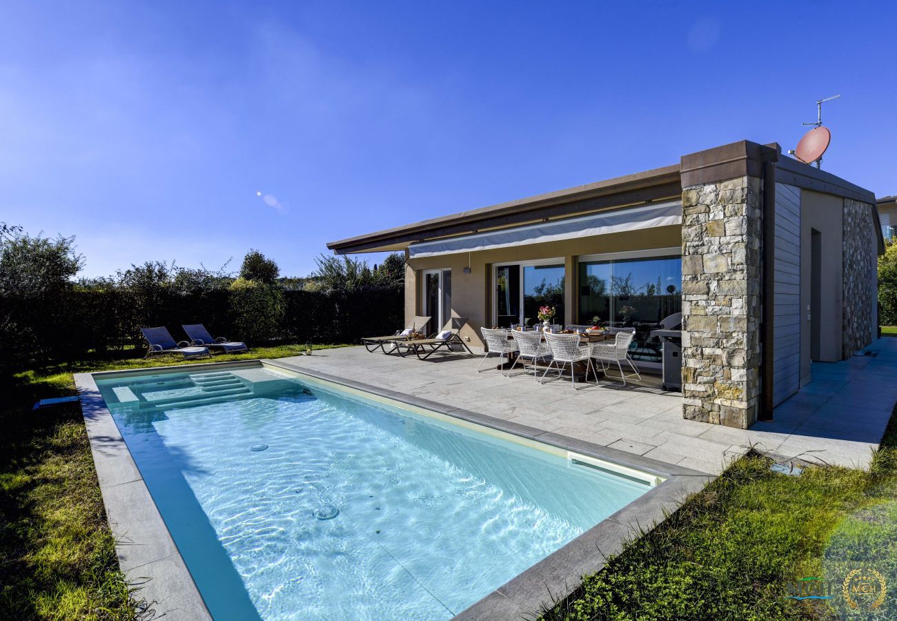 Villa in Moniga del Garda - MGH Luxury - Villa Belvedere