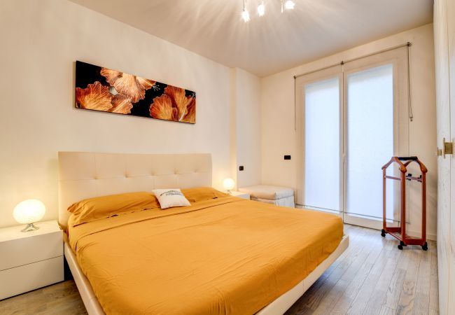 Appartamento a Sirmione - MGH - La Castellana Lake View Apartment B4