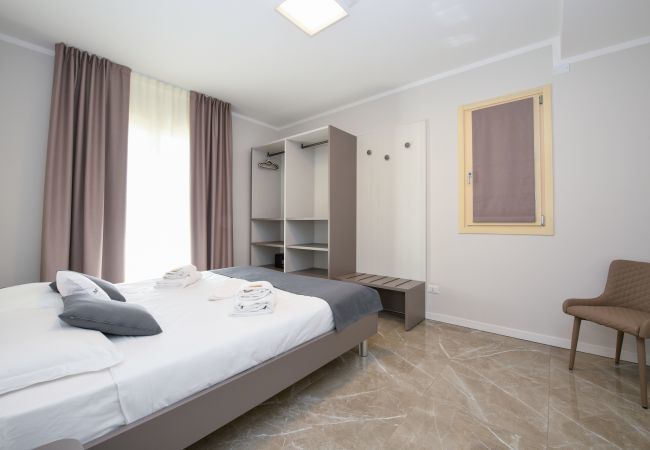 Aparthotel a Peschiera del Garda - Ranalli Palace - Apartment Luna